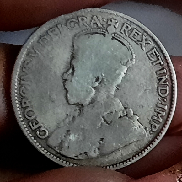 AUTHENTIC GENUINE VINTAGE USA 1920 TWENTY FIVE CENT COIN GEORGE V .800 - Picture 1 of 7